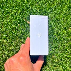 *sealed* airpods pro